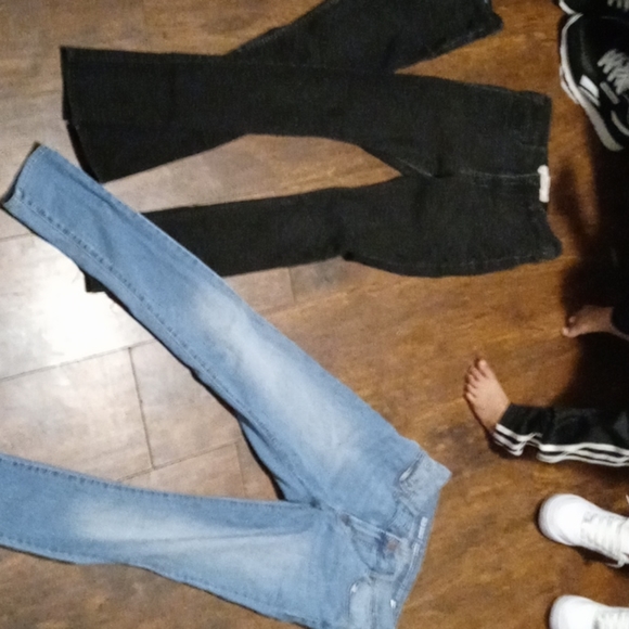 Jeans - Picture 2 of 4